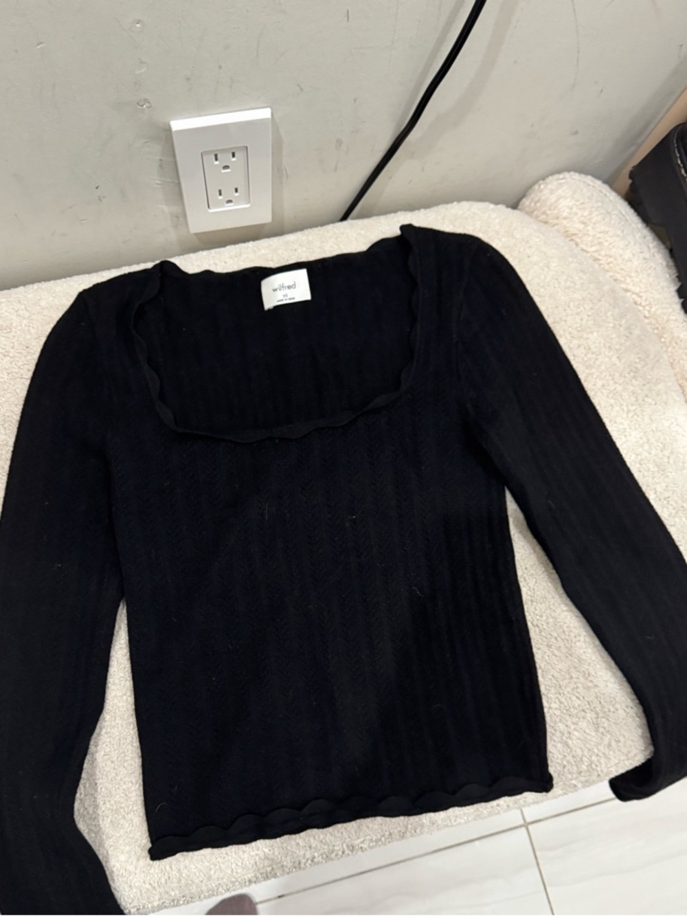 ARITZIA WILFRED FREE BLACK LACE TOP
